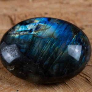 Galet de Labradorite Galet de Labradorite
