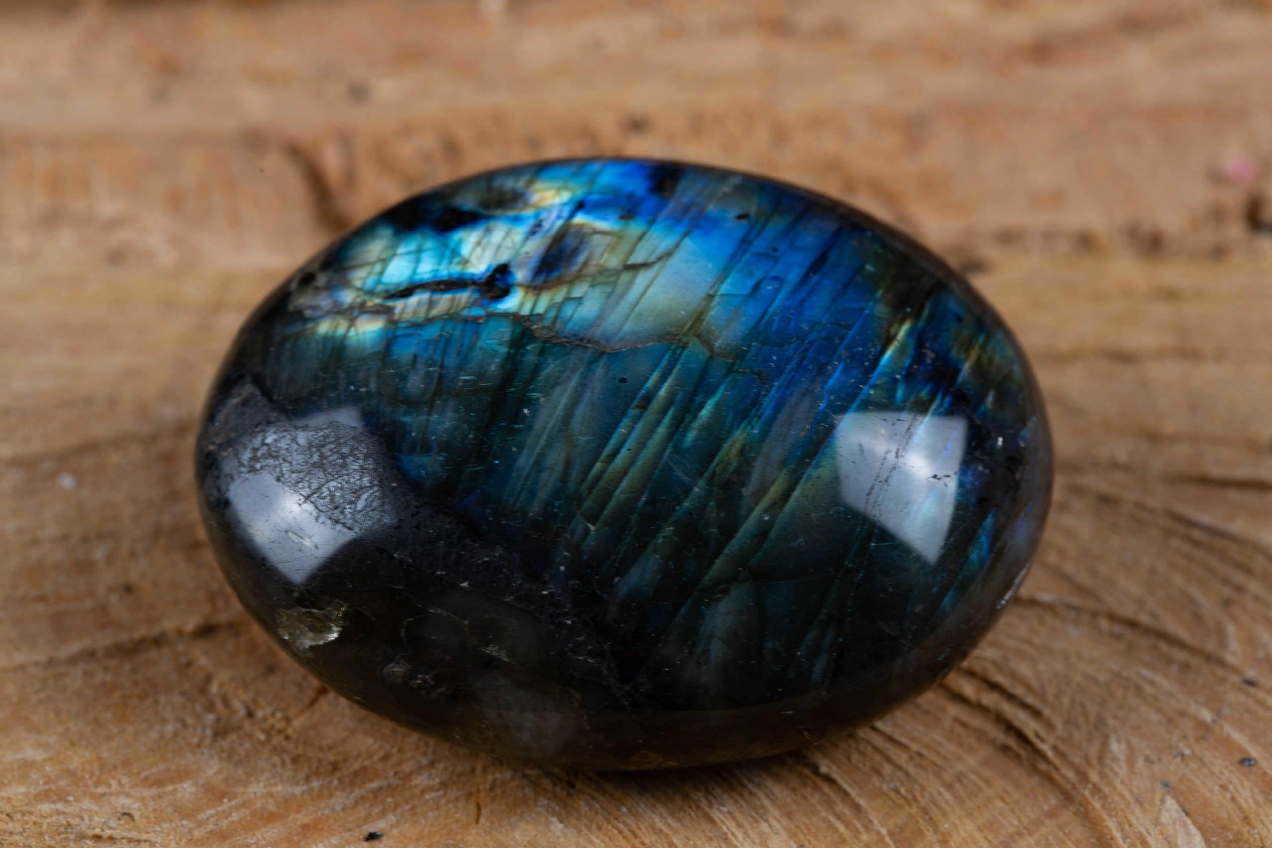 Galet de Labradorite Galet de Labradorite