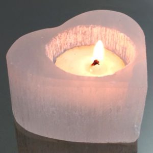 photophore-coeur-en-selenite photophore-coeur-en-selenite