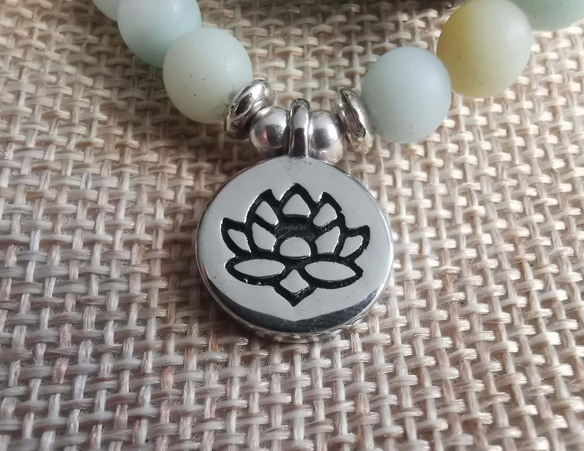Mala Lotus 1