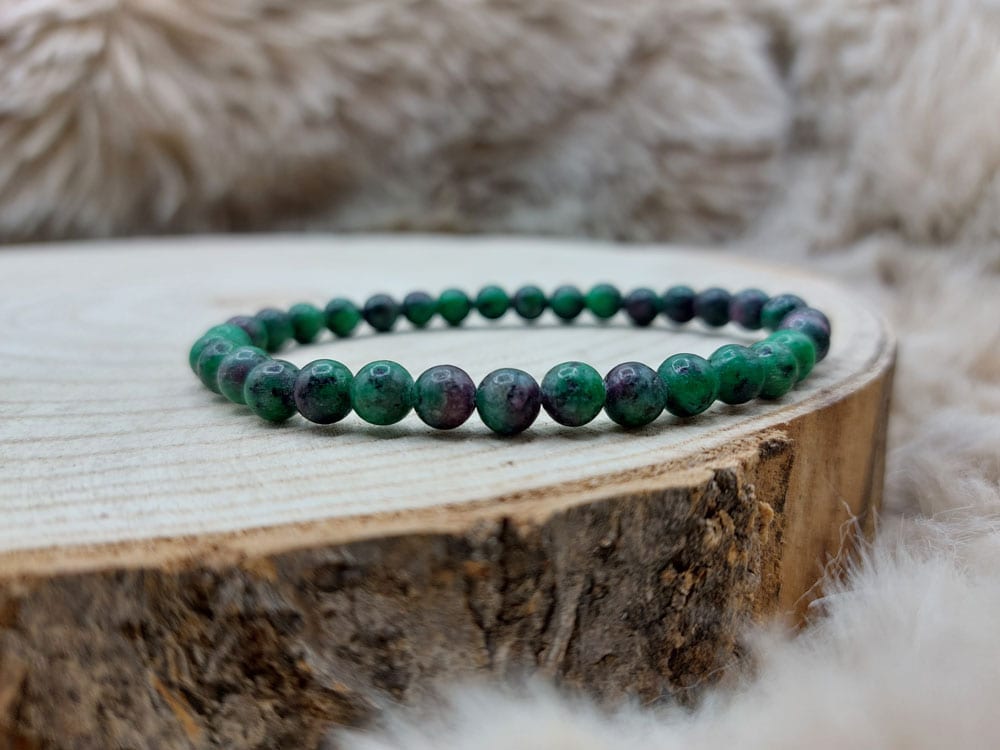 Rubis-sur-zooisite-6mm Rubis-sur-zooisite-6mm