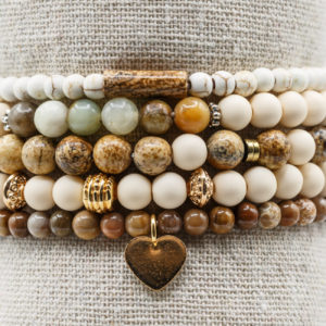 Collection boheme Jaspe paysage, bois fossille, magnésite, serpentine Coeur Collection boheme Jaspe paysage, bois fossille, magnésite, serpentine Coeur