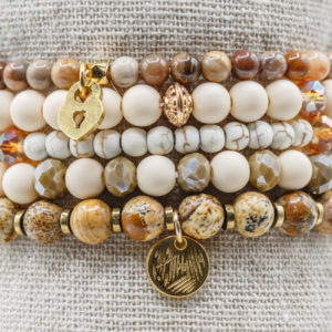 Collection boheme jaspe paysage, Bois fossile, magnésite Pleine lune 1 Collection boheme jaspe paysage, Bois fossile, magnésite Pleine lune 1