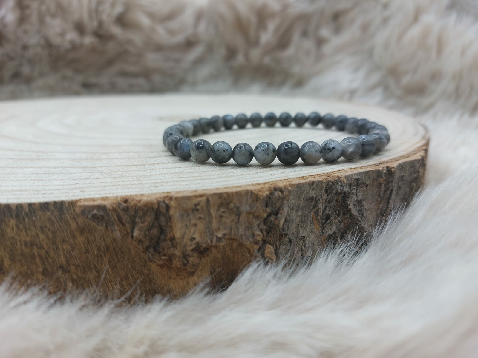 Larkivite 6 Larkivite 6