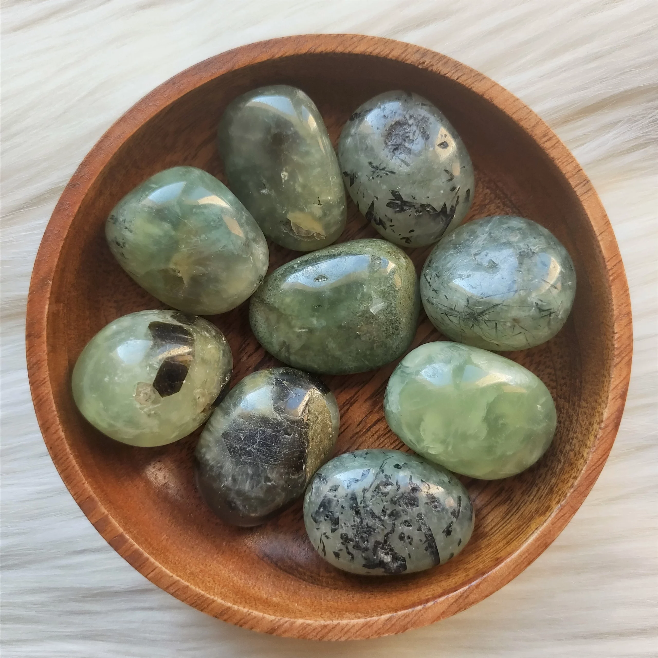 Pierre roulée Phrénite