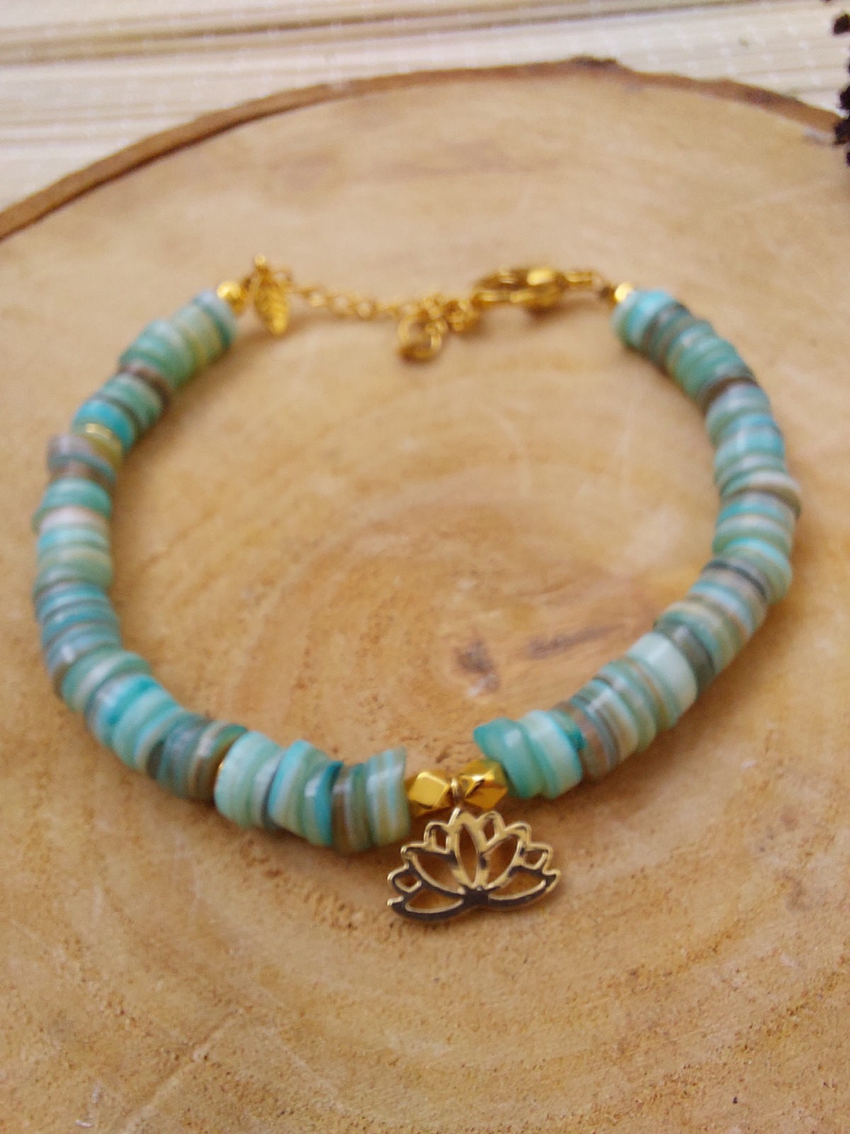 Heishi coquillage lotus 2 Heishi coquillage lotus 2