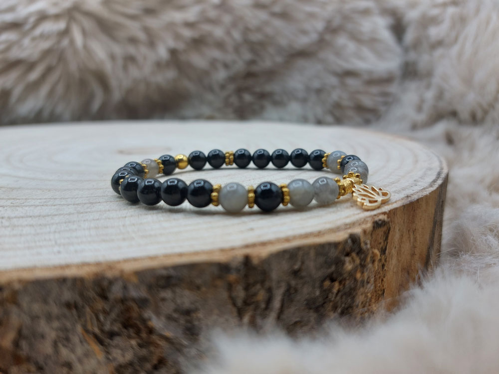 Labradorite-Tourmaline-lotus